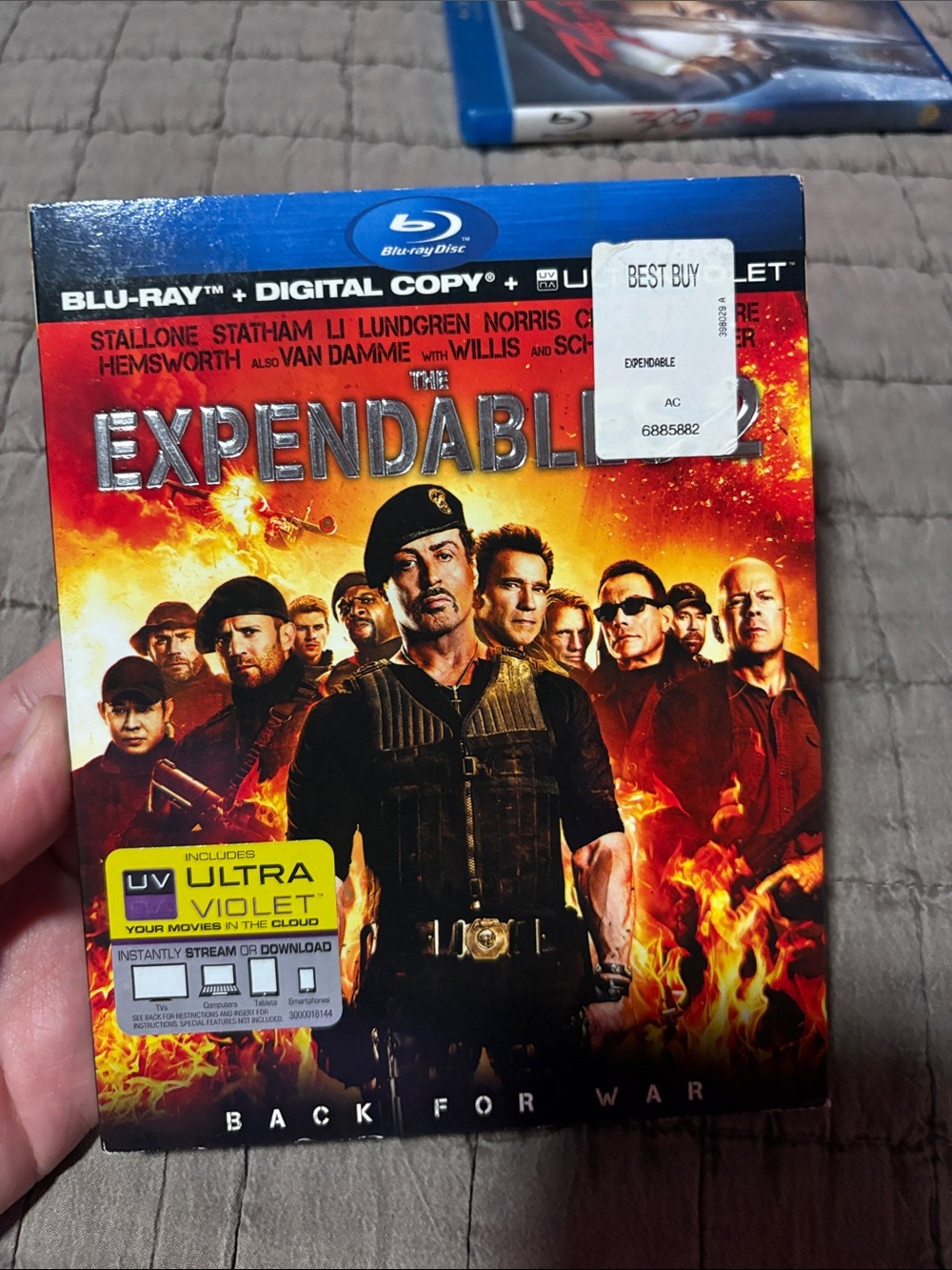 The Expendables (Blu-ray + Digital Copy) - Red/Orange Cover